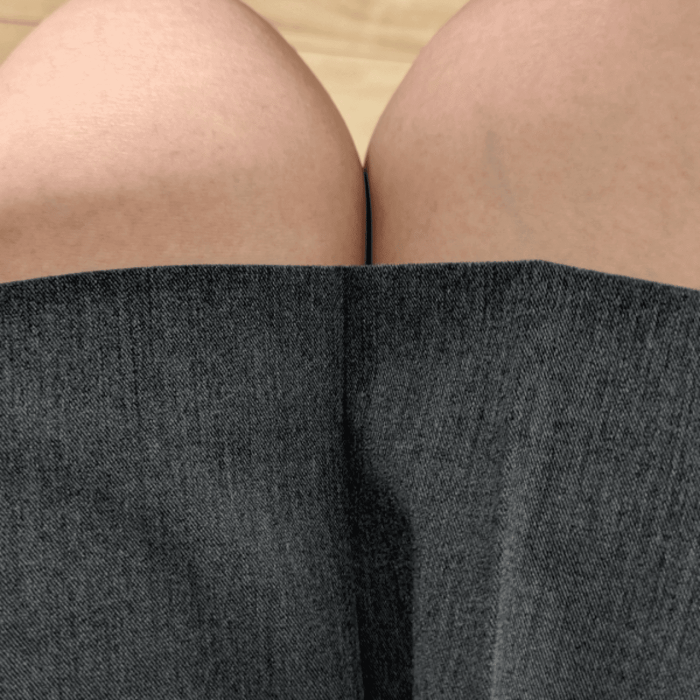 ミニスカートチャレンジ